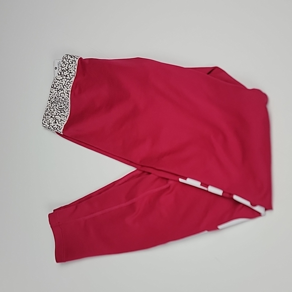 Wome's  Nike Pink Tight - Picture 6 of 6